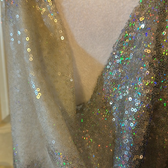 Club Wear silver sparkle ombré backless connects w/ chin around neck adjustable - Picture 6 of 10